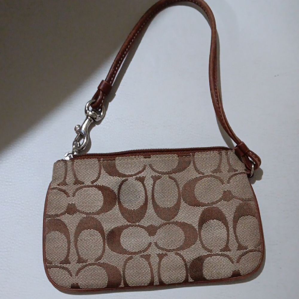 Coach Brown and Cream Patterned Wristlet Leather And Canvas EUC